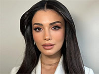 Özge Yağız