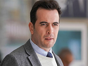 Uygar Özçelik
