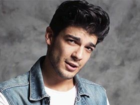 Berk Demirgüneş Logo / Profil Resmi