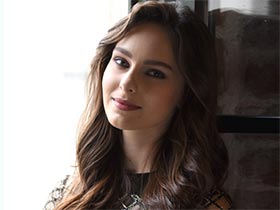 Jessica May Drociunas Logo / Profil Resmi