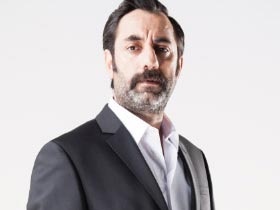 Bir Başkadır - Nazmi Kırık - Civan Kimdir?