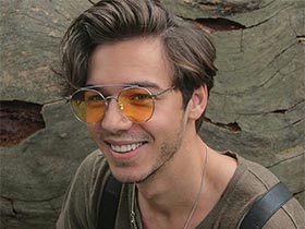 Onur Bay Logo / Profil Resmi