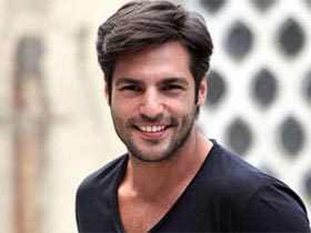 Zeytin Tepesi - Serkan Çayoğlu - Burak Altaylı Kimdir?